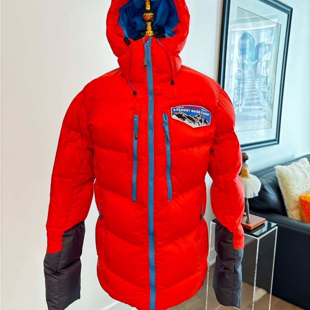 Decathlon Makalu Down Jacket – Everest Base Camp Edition – Size S
